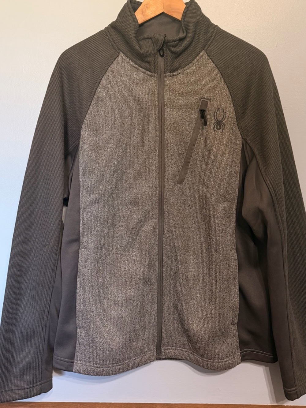 SPYDER MEN’S ZIP UP JACKET HEATHER GREY SIZE LARGE NWT